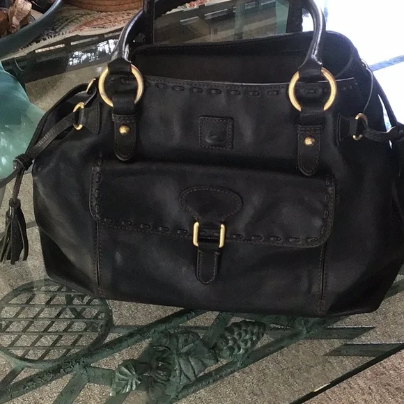Awesome Dooney & Bourke satchel bag